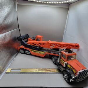 Vintage 1981 Buddy L Big Brute Crane Kenworth Semi - Orange